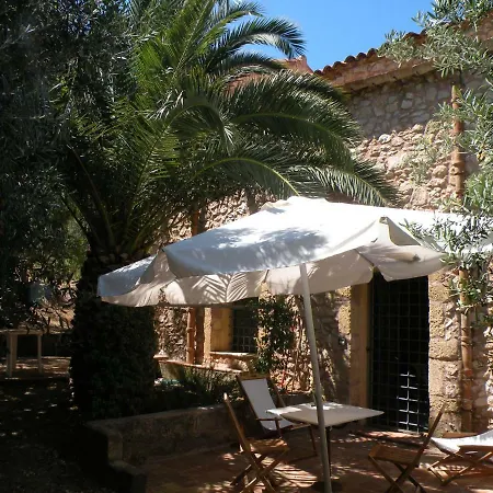 Дом отдыха The Ancient Sicilian House Near Zingaro Reserve *